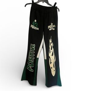 Manfinity Infinity Stretch Sweatpants Black Green Skull Flame Y2K Men’s Sz M